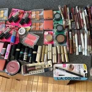 100 Pieces Name Brand Mixed Makeup Wholesale Maybelline, L'Oreal,Revlon, More